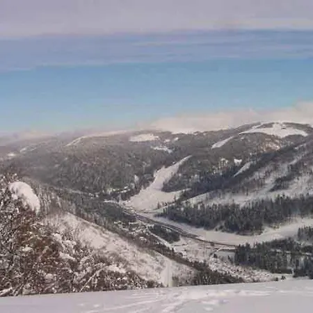 Du Chajoux Апартаменты