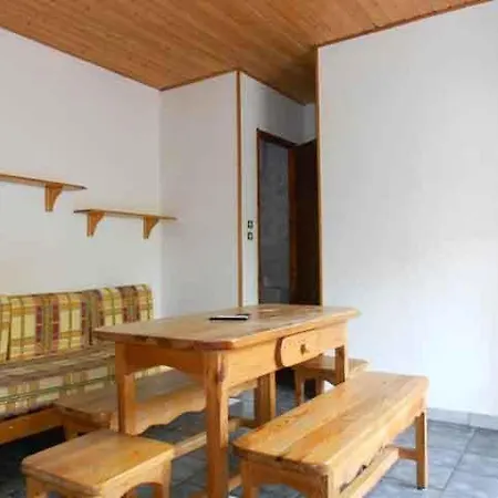 Апартаменты Du Chajoux *